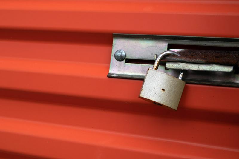 Top Tips for Storing Seasonal Sports Equipment Safely