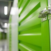 3 Ways a Storage Locker Can Save Money for Small Businesses